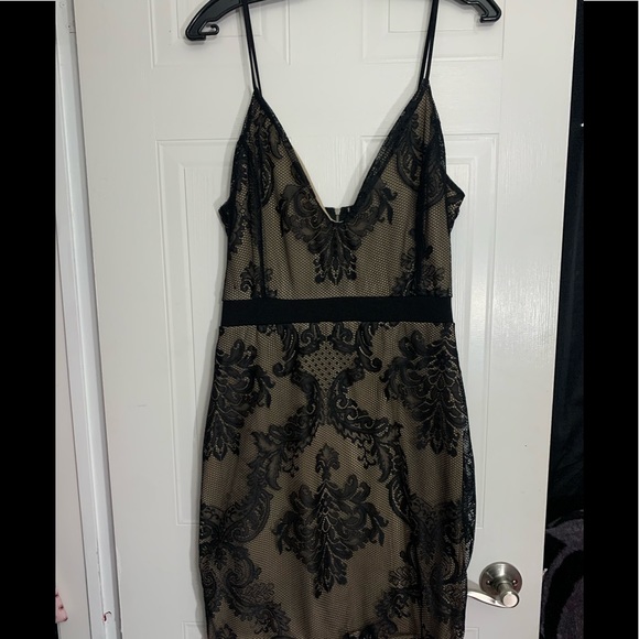 ❤️GORGEOUS CHARLOTTE RUSSE BLACK OVER NUDE FORMAL❤️DRESS IN SIZE XL❤️BRA… - Picture 2 of 9